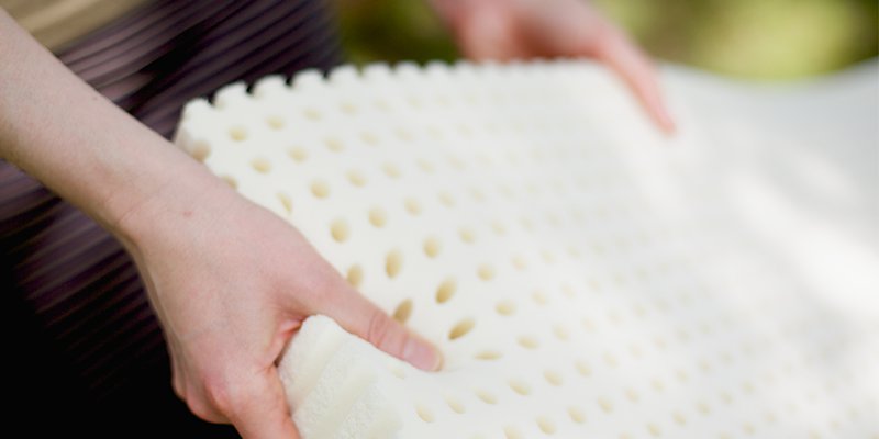 natural latex is the best choice for a non-toxic mattress