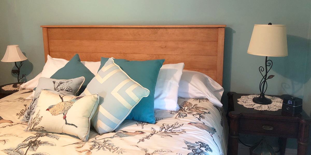 Savvy Rest organic mattresses and natural platform beds are in the Nellysford Country Inn.