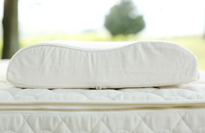 organic latex contour pillow
