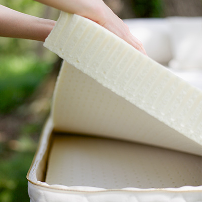 layers of natural latex in organic mattress casing