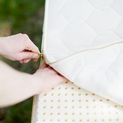 organic mattresses with no chemical flame retardants