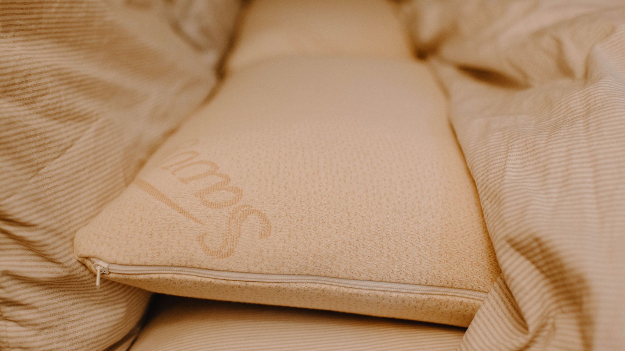 Natural Talalay latex pillows